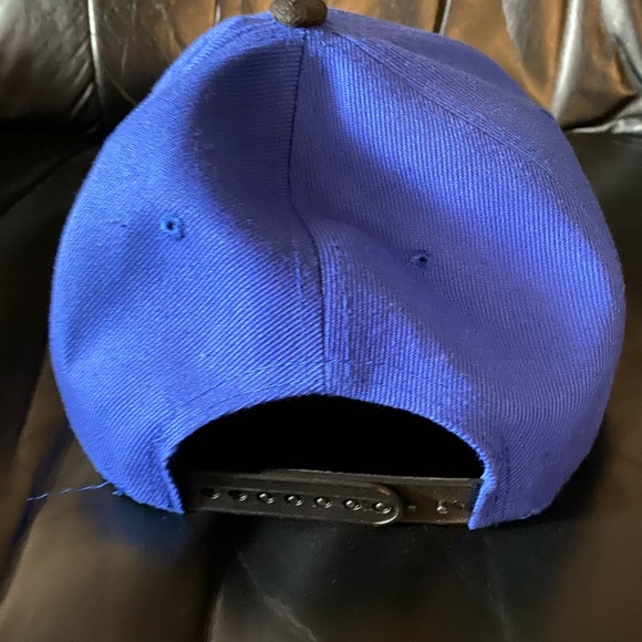 Pokémon Trainer Hat - Picture 4 of 9